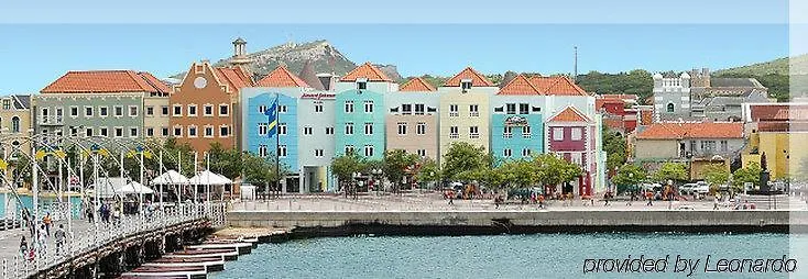 E M City Hotel Willemstad
