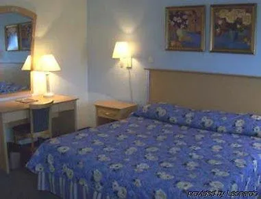 E M City Hotel Willemstad Curacao