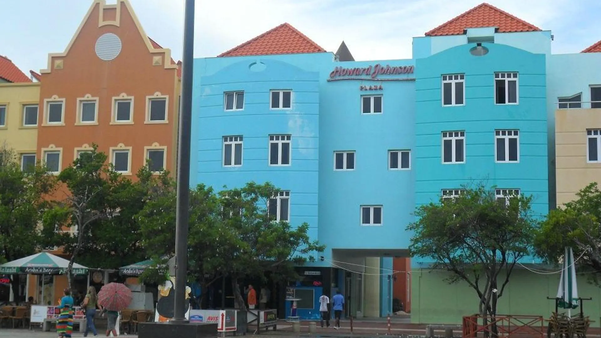 E M City Hotel Willemstad