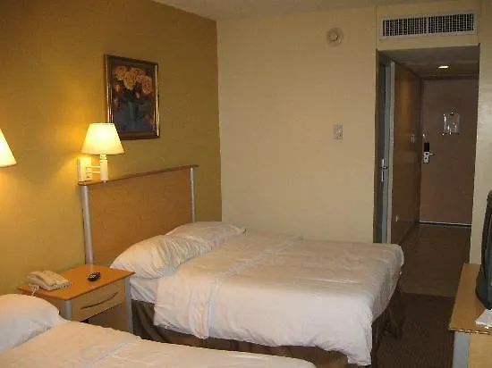 E M City Hotel Willemstad