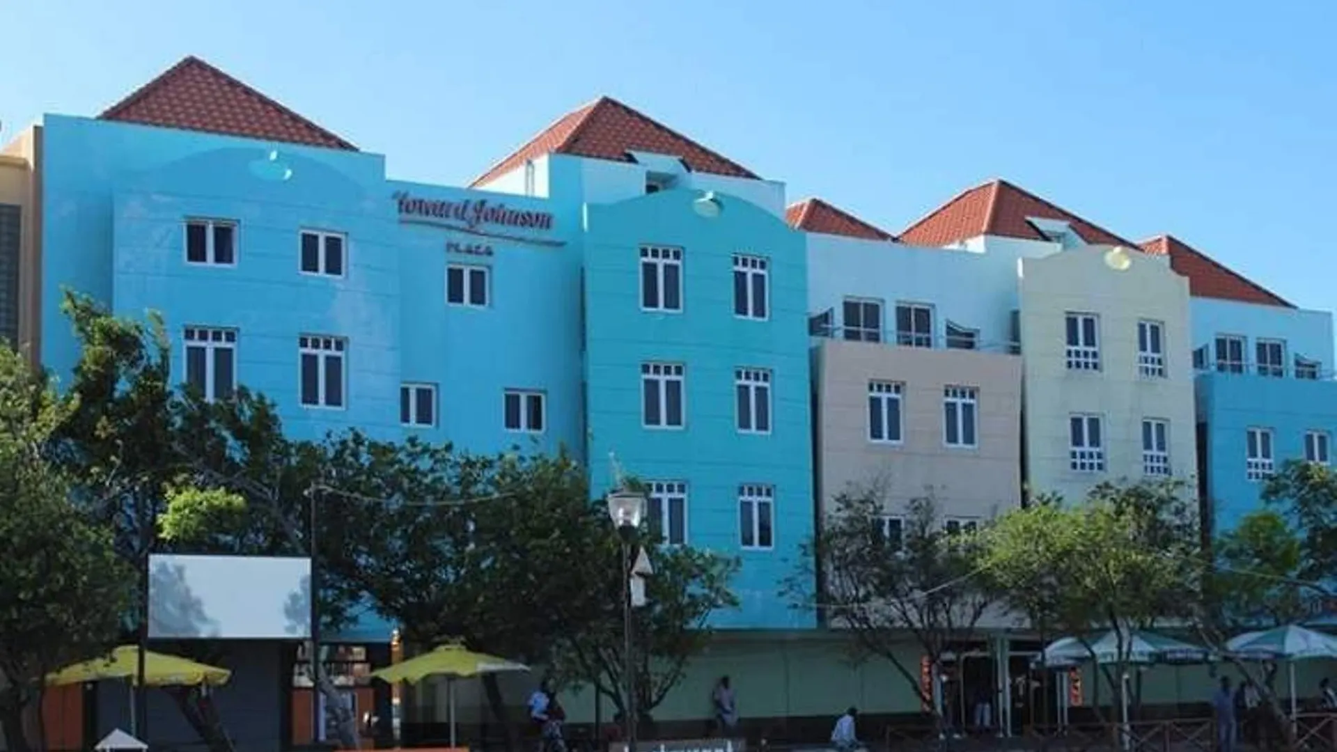 E M City Hotel Willemstad