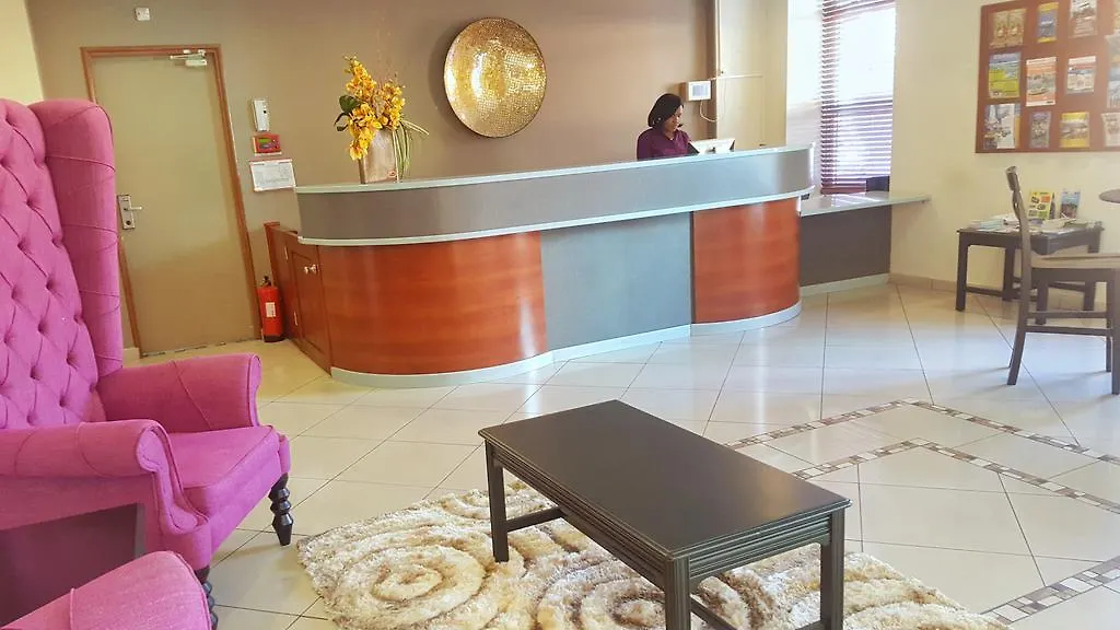 E M City Hotel Willemstad