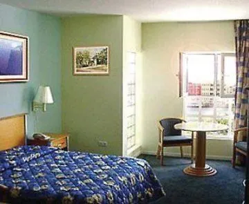 E M City Hotel Willemstad